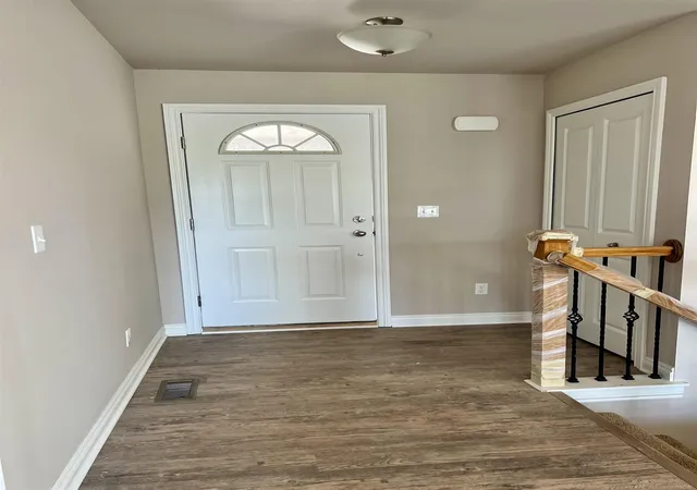 Photo 2 of Single family home for sale at 26353 Pine Gate Dr, New Baltimore, MI 48051 | MLS# 58050220531 | Listing updated on 2026-09-02