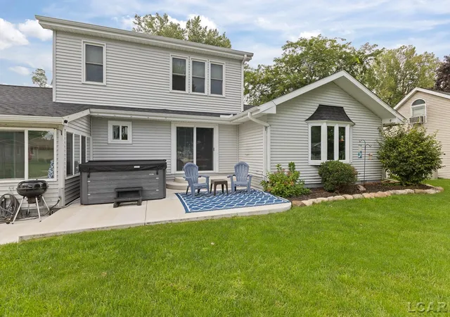 Photo 2 of Single family home for sale at 6980 Devils Lake Hwy, Manitou Beach, MI 49253 | MLS# 56050220533 | Listing updated on 2026-09-11