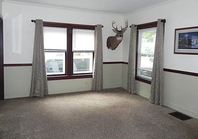 Photo 4 of Single family home for sale at 211 E Electric Ct, Sturgis, MI 49091 | MLS# 68026046533 | Listing updated on 2026-10-02