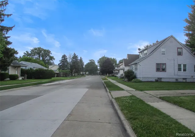 Photo 3 of Single family home for sale at 23777 Piper Ave, Eastpointe, MI 48021 | MLS# 20261070476 | Listing updated on 2026-09-02