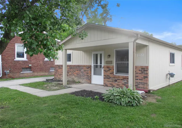 Photo 4 of Single family home for sale at 23777 Piper Ave, Eastpointe, MI 48021 | MLS# 20261070476 | Listing updated on 2026-09-02