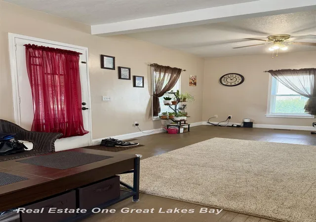 Photo 4 of Single family home for sale at 2127 3rd Street, Bay City, MI 48708 | MLS# 61050220541 | Listing updated on 2026-10-16