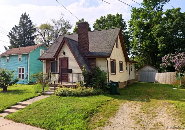 Photo 1 of Single family home for sale at 1520 E Oakland Ave, Lansing, MI 48906 | MLS# 20261070495 | Listing updated on 2026-09-02
