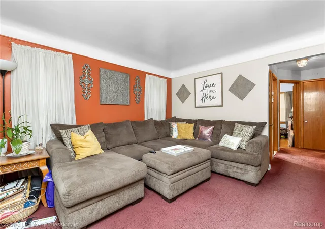 Photo 3 of Single family home for sale at 5256 Gateshead St, Grosse Pointe, MI 48236 | MLS# 20261070504 | Listing updated on 2026-09-14