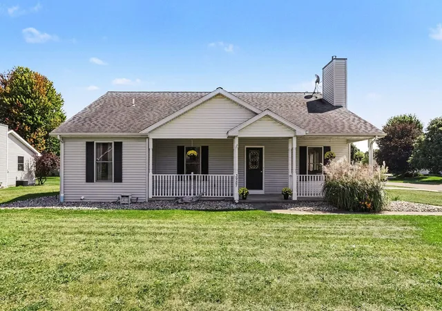 Photo 1 of Sale Pending at 3987 Michelle Dr, Saint Joseph, MI 49085 | MLS# 69026046545 | Listing updated on 2026-10-05