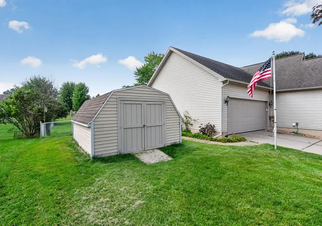 Photo 56 of Single family home for sale at 2101 Appleway Dr, Jackson, MI 49203 | MLS# 55026046549 | Listing updated on 2026-09-09