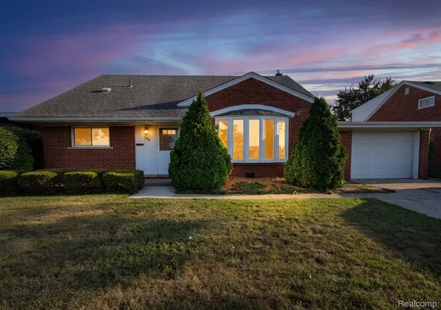 Single family home for sale at 14111 Huntington St, Riverview, MI 48193 | MLS# 20261070508