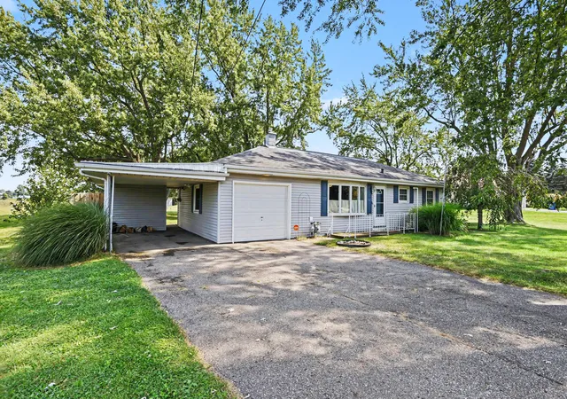 Photo 3 of Single family home for sale at 4787 Scottdale Rd, Saint Joseph, MI 49085 | MLS# 69026046554 | Listing updated on 2026-10-02