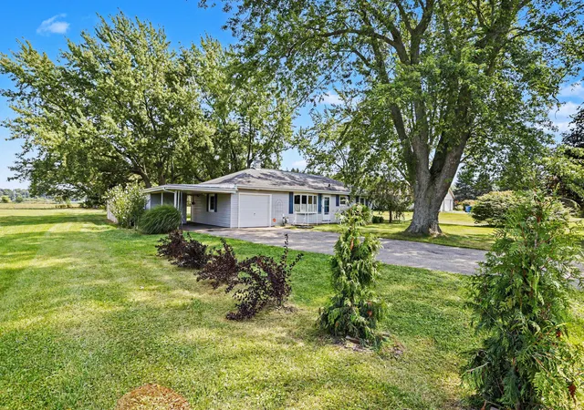 Photo 4 of Single family home for sale at 4787 Scottdale Rd, Saint Joseph, MI 49085 | MLS# 69026046554 | Listing updated on 2026-10-02