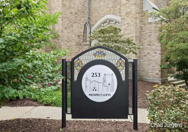 Photo 2 of Condo for sale at 253 Prospect Ave NE #103, Grand Rapids, MI 49503 | MLS# 65026046558 | Listing updated on 2026-09-10