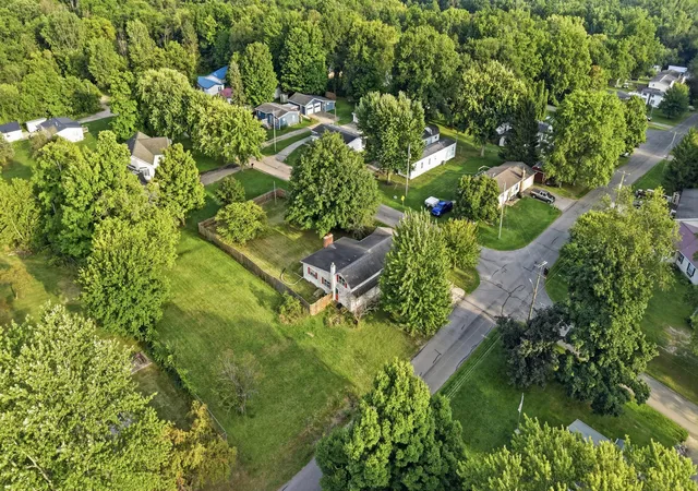 Photo 4 of Single family home for sale at 410 Blanchard St, Muir, MI 48860 | MLS# 65026046557 | Listing updated on 2026-10-09
