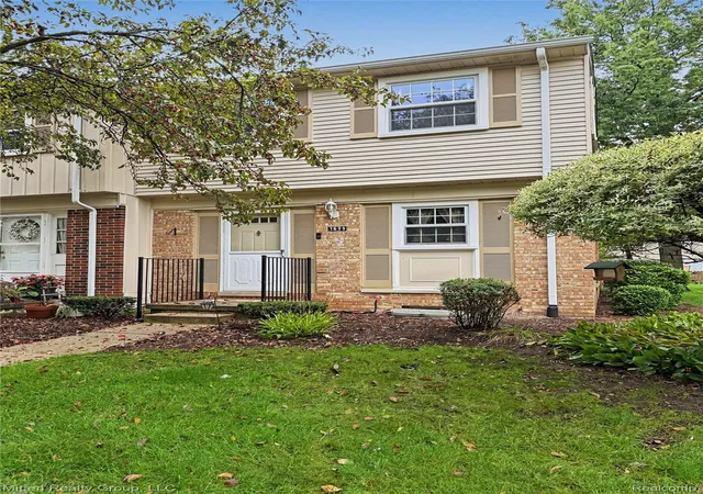 Condo for sale at 1699 Brentwood Dr, Troy, MI 48098 | MLS# 20261070520