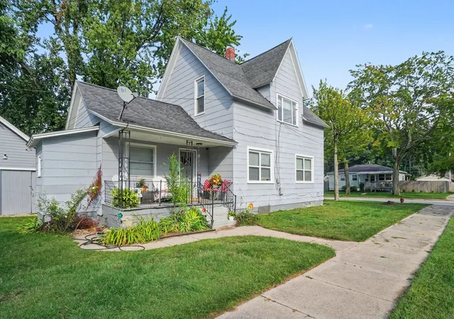 Multi family home for sale at 1486 Montgomery Ave, Muskegon, MI 49441 | MLS# 71026046561
