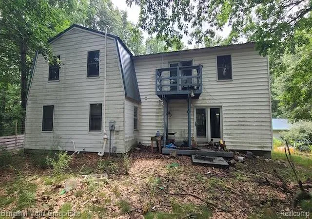 Photo 3 of Single family home for sale at 589 W Dexter Trl, Mason, MI 48854 | MLS# 20261070523 | Listing updated on 2026-09-11