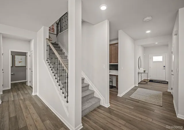 Photo 4 of Single family home for sale at 676 Gretchen Ln, Saline City Washtenaw, MI 48176 | MLS# 20261070526 | Listing updated on 2026-09-03