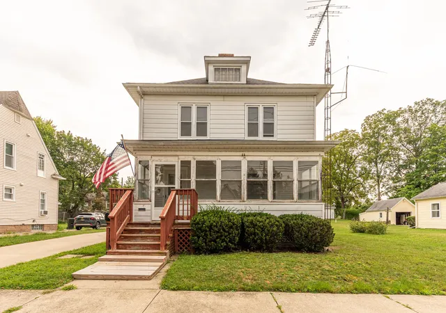 Photo 1 of Single family home for sale at 415 Garfield St, Chelsea, MI 48118 | MLS# 81026046581 | Listing updated on 2026-09-14