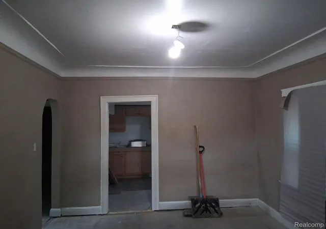 Listing Photo 4 - Condo for sale in building located at 19512 Joann St, Detroit, MI 48205