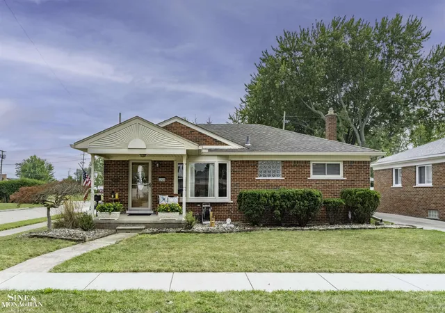 Photo 1 of Sale Pending at 22928 Lincoln Rd, Saint Clair Shores, MI 48082 | MLS# 58050220558 | Listing updated on 2026-09-14