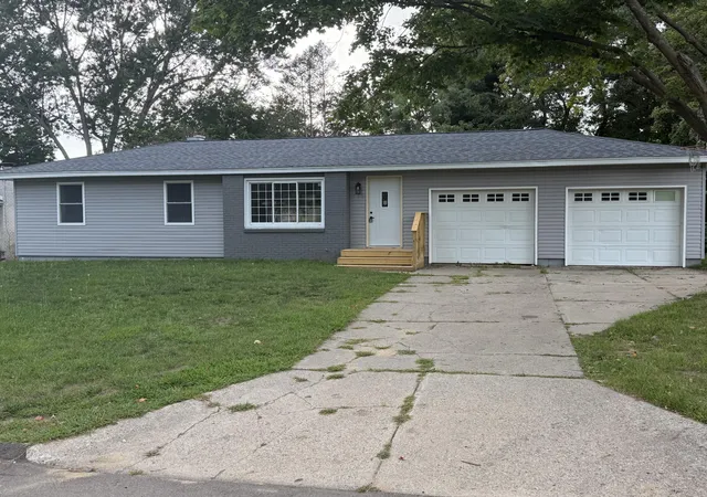 Photo 1 of Single family home for sale at 722 Knollwood Dr, Battle Creek, MI 49015 | MLS# 64026046589 | Listing updated on 2026-09-10