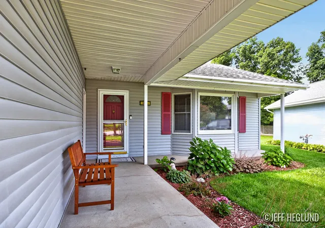 Photo 2 of Single family home for sale at 2416 Dewberry Dr Ne, Grand Rapids, MI 49505 | MLS# 65026046591 | Listing updated on 2026-09-15