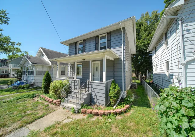 Photo 3 of Single family home for sale at 610 N State St, Jackson, MI 49202 | MLS# 55026046595 | Listing updated on 2026-09-08
