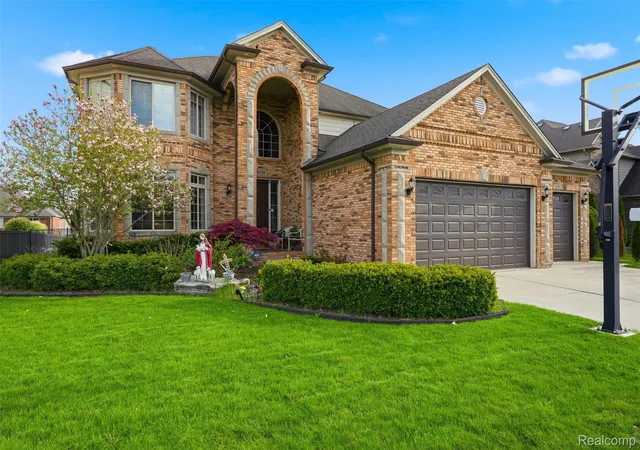Photo 1 of Single family home for sale at 19330 Middle Branch Dr, Macomb, MI 48044 | MLS# 20261070563 | Listing updated on 2026-09-04