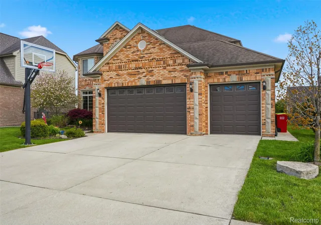 Photo 3 of Single family home for sale at 19330 Middle Branch Dr, Macomb, MI 48044 | MLS# 20261070563 | Listing updated on 2026-09-04