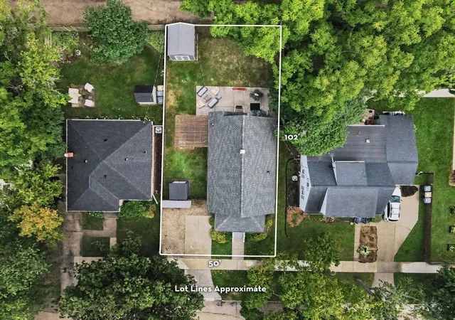Photo 3 of Single family home for sale at 510 Humphrey St, South Haven, MI 49090 | MLS# 69026046601 | Listing updated on 2026-09-11