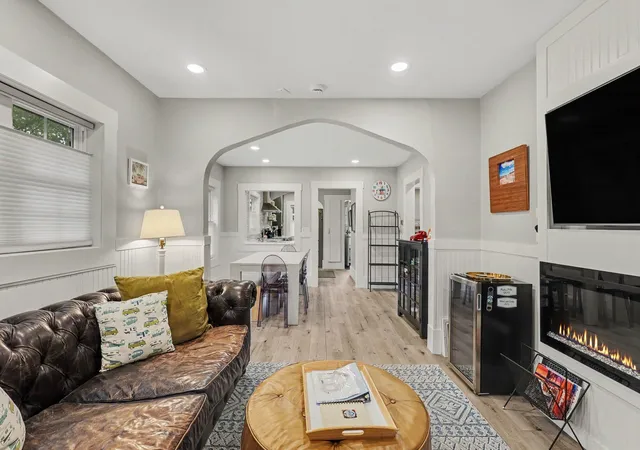 Photo 3 of Single family home for sale at 510 Humphrey St, South Haven, MI 49090 | MLS# 69026046601 | Listing updated on 2026-09-11