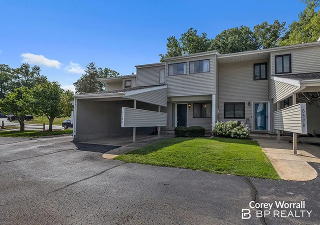 Condo for sale at 6380 Wainscot Dr SE #106, Grand Rapids, MI 49546 | MLS# 65026046599