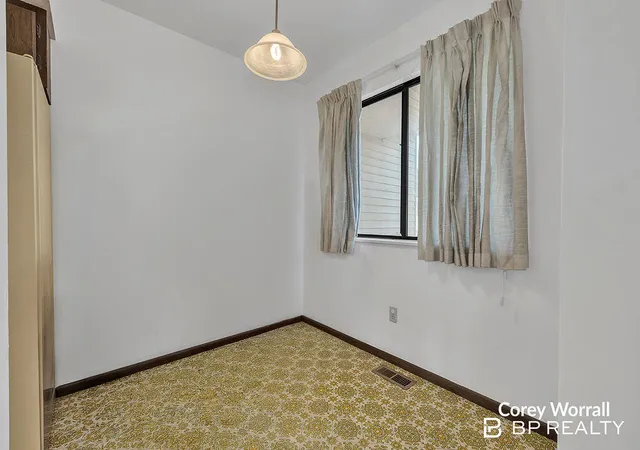 Photo 4 of Condo for sale at 6380 Wainscot Dr SE #106, Grand Rapids, MI 49546 | MLS# 65026046599 | Listing updated on 2026-09-14