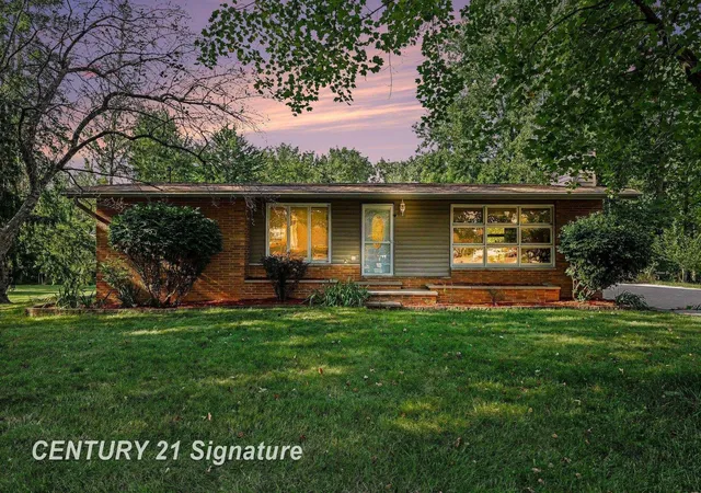 Single family home for sale at 886 W Walnut St, Saint Charles, MI 48655 | MLS# 61050220569