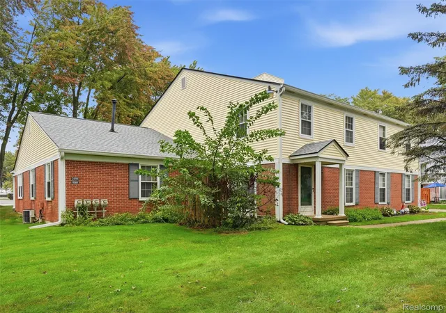 Photo 1 of Condo for sale at 24763 Meadow Crk Dr, Harrison Township, MI 48045 | MLS# 20261070584 | Listing updated on 2026-09-11