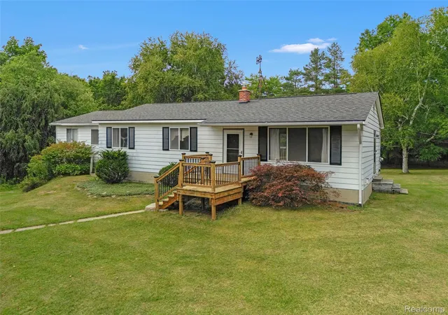 Photo 1 of Single family home for sale at 3250 Groveland Rd, Ortonville, MI 48462 | MLS# 20261070585 | Listing updated on 2026-09-28