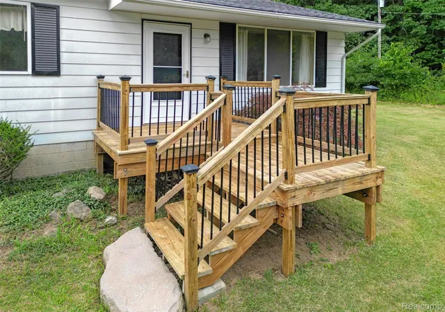 Photo 3 of Single family home for sale at 3250 Groveland Rd, Ortonville, MI 48462 | MLS# 20261070585 | Listing updated on 2026-09-28