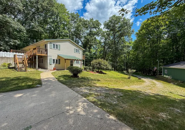 Photo 2 of Single family home for sale at 7017 Elm Ave, Newaygo, MI 49337 | MLS# 72026046617 | Listing updated on 2026-09-17
