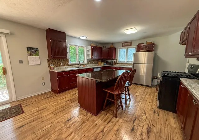 Photo 3 of Single family home for sale at 7017 Elm Ave, Newaygo, MI 49337 | MLS# 72026046617 | Listing updated on 2026-09-17