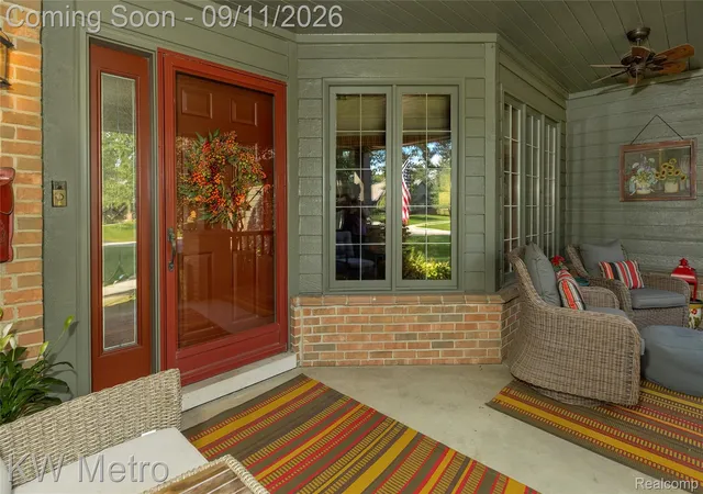 Listing Photo 4 - Condo for sale in building located at 954 Pine Trl Dr, Rochester Hills, MI 48307