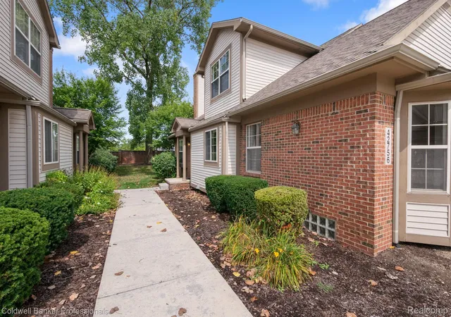 Photo 3 of Condo for sale at 42756 Gateway Dr #15, Plymouth, MI 48170 | MLS# 20261070612 | Listing updated on 2026-09-08
