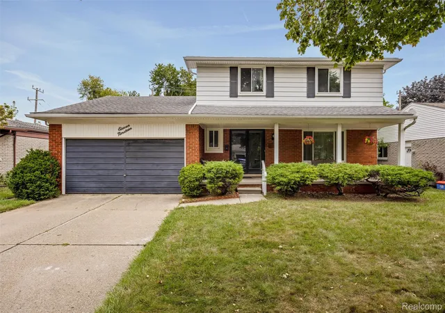 Photo 1 of Sale Pending at 1119 Winthrop Dr, Troy, MI 48083 | MLS# 20261070628 | Listing updated on 2026-09-10