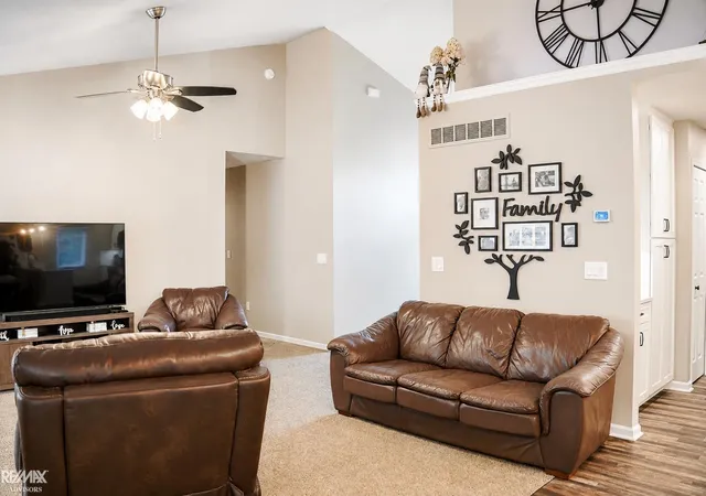 Listing Photo 4 - Condo for sale in building located at 34992 Mourning Dove Ln, Richmond, MI 48062