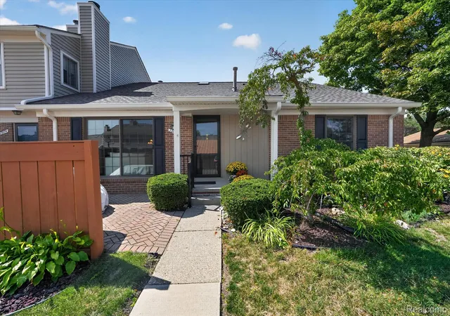 Condo for sale at 22076 Edgewater, Novi, MI 48375 | MLS# 20261070633