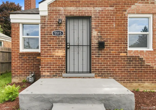 Photo 3 of Single family home for sale at 5515 E Outer Dr, Detroit, MI 48234 | MLS# 20261070641 | Listing updated on 2026-09-10