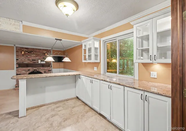 Photo 3 of Single family home for sale at 5521 Continental Rd, Grand Blanc, MI 48439 | MLS# 20261070643 | Listing updated on 2026-09-11