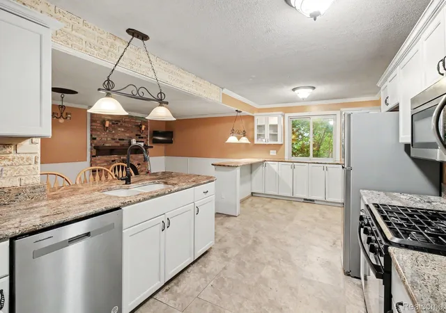 Photo 4 of Single family home for sale at 5521 Continental Rd, Grand Blanc, MI 48439 | MLS# 20261070643 | Listing updated on 2026-09-11