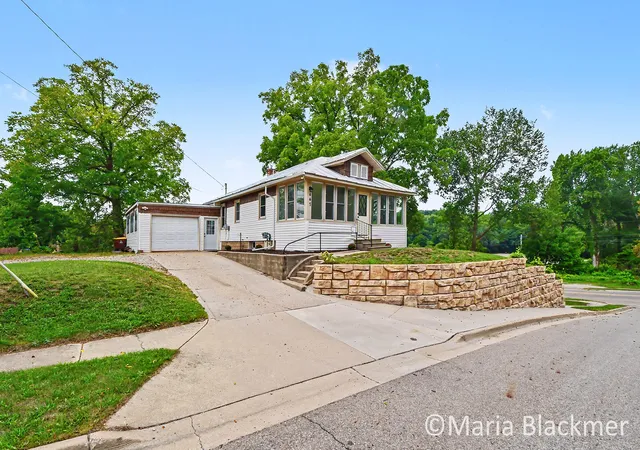 Photo 3 of Single family home for sale at 447 Baldie St, Ionia, MI 48846 | MLS# 65026046632 | Listing updated on 2026-09-02
