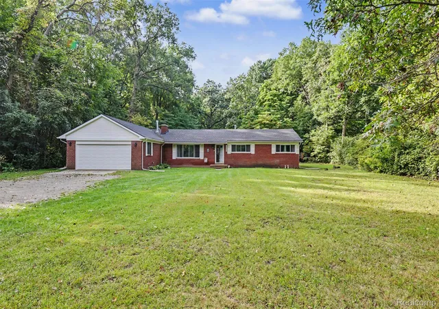 Photo 2 of Single family home for sale at 45223 Wear Rd, Belleville, MI 48111 | MLS# 20261070651 | Listing updated on 2026-09-11