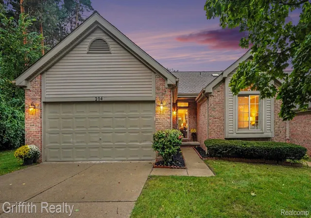 Photo 1 of Condo for sale at 204 Texknoll Ct, Brighton, MI 48116 | MLS# 20261070655 | Listing updated on 2026-09-11