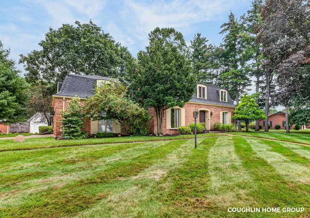 Photo 3 of Single family home for sale at 1330 Ridgewood Dr, Hastings, MI 49058 | MLS# 65026046636 | Listing updated on 2026-09-09