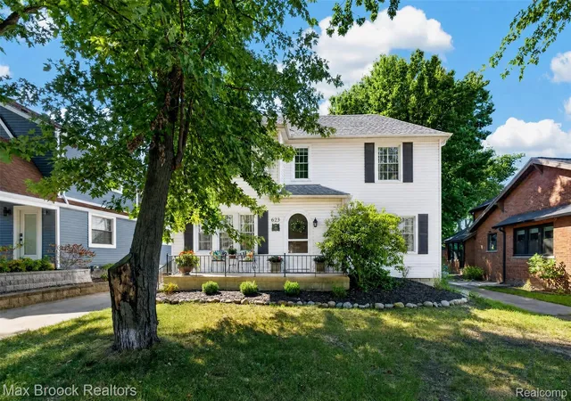 Photo 3 of Single family home for sale at 623 W Troy St, Ferndale, MI 48220 | MLS# 20261070669 | Listing updated on 2026-10-12